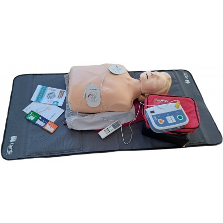 Mannequin Little Anne QCPR avec défibrillateur de formation