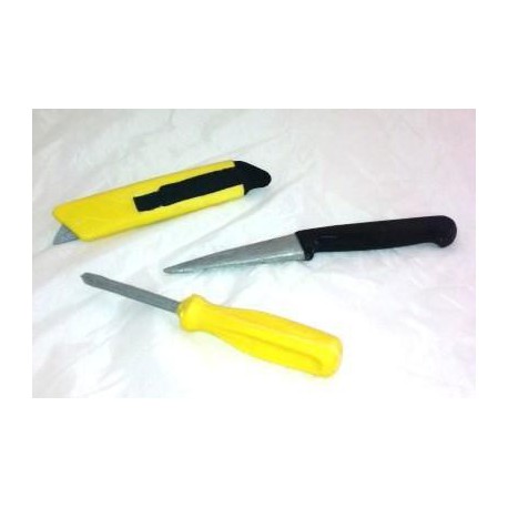 Couteau-Cutter-Tournevis-  Formation PSC1-SST